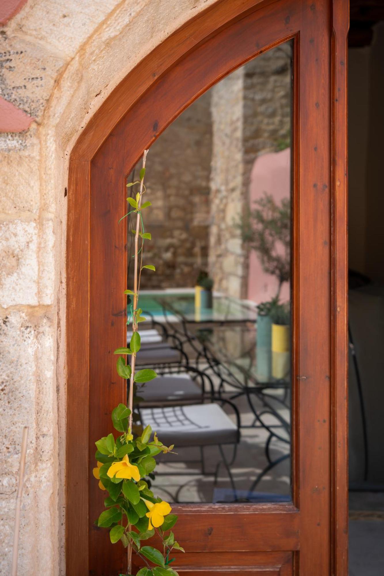 העיירה רתימנו Phaedra Suites (Adults Only) מראה חיצוני תמונה