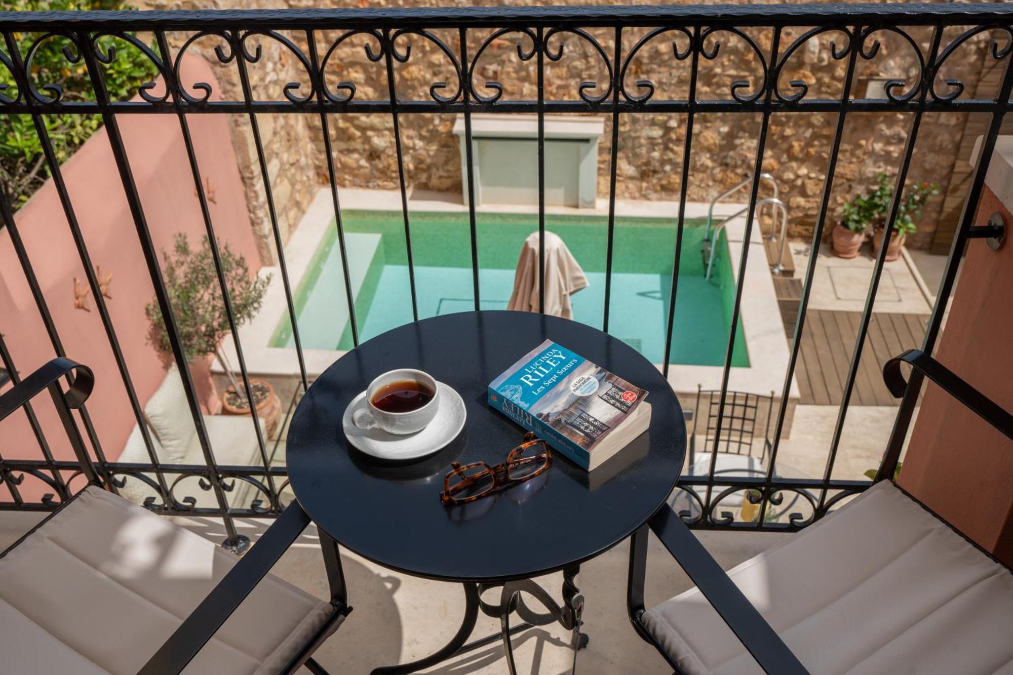 העיירה רתימנו Phaedra Suites (Adults Only) מראה חיצוני תמונה